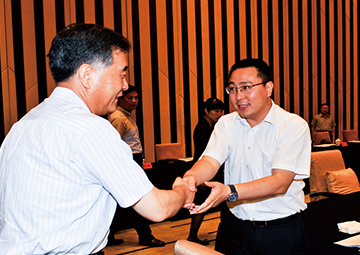 原中央政治局常委、第十三届全国政协主席，，，，，， 时任国务院副总理汪洋接见U球体育科技总裁薛驰